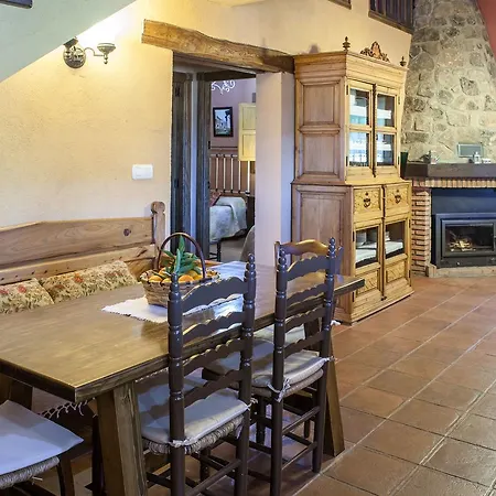 Holiday home El Pilar Acebo